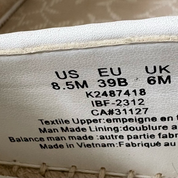 DKNY White Espadrille Flats - Picture 13 of 13